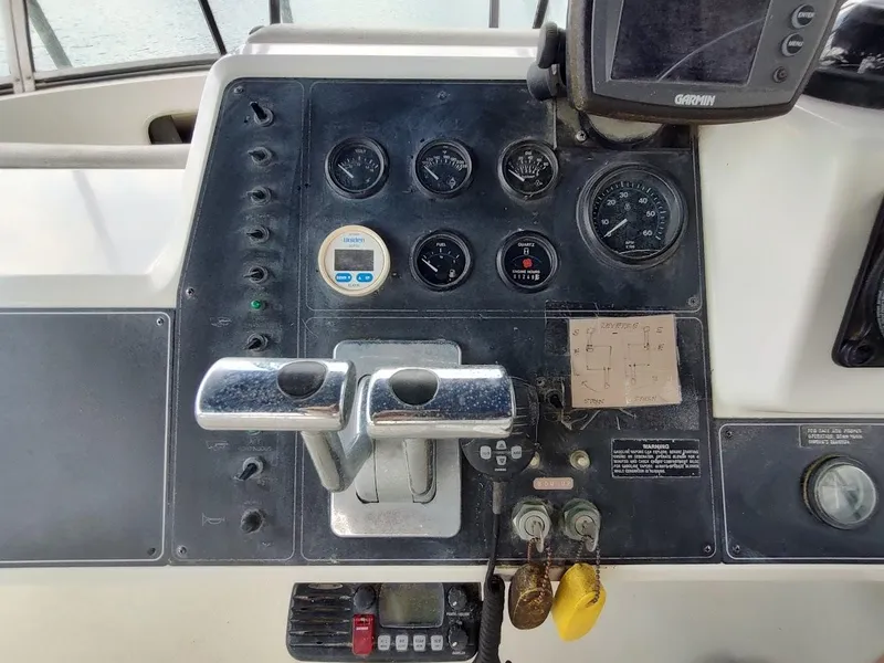 Slide: The Image of Carver Yachts 36 Aft Cabin Motoryacht 1992 - 21