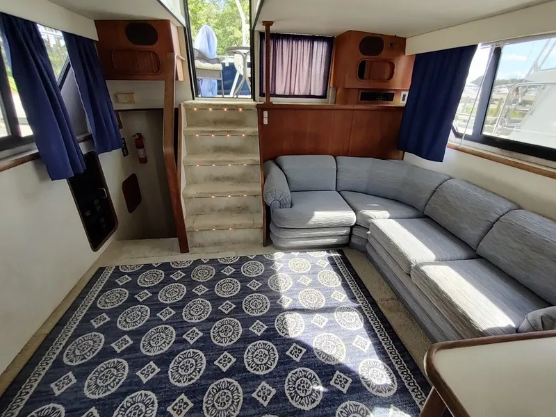 Slide: The Image of Carver Yachts 36 Aft Cabin Motoryacht 1992 - 35