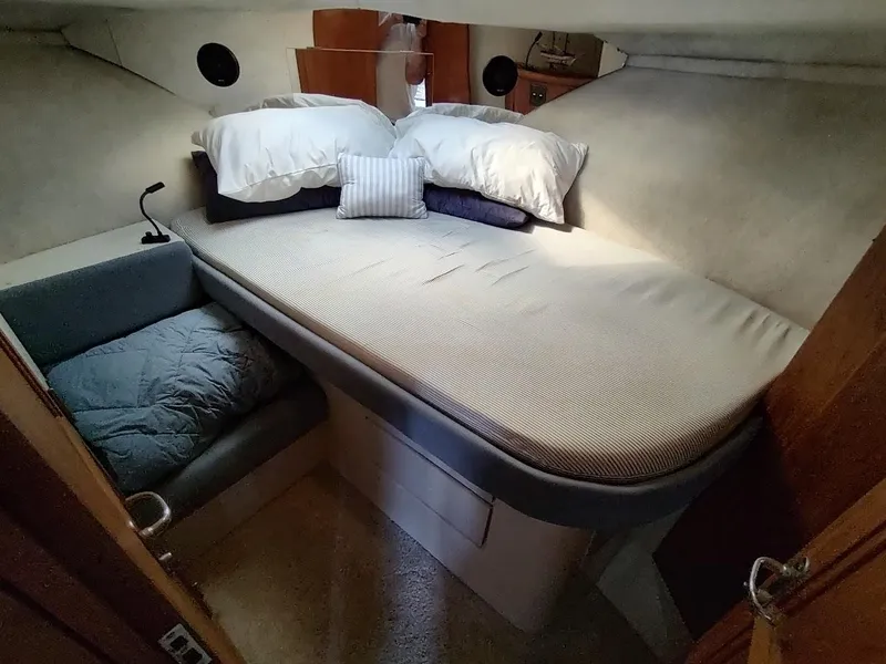 Slide: The Image of Carver Yachts 36 Aft Cabin Motoryacht 1992 - 48