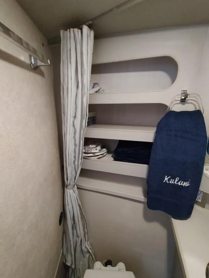 Slide: The Image of Carver Yachts 36 Aft Cabin Motoryacht 1992 - 56