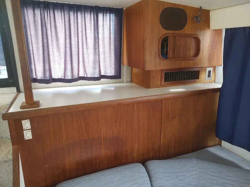 Slide: The Image of Carver Yachts 36 Aft Cabin Motoryacht 1992 - 83