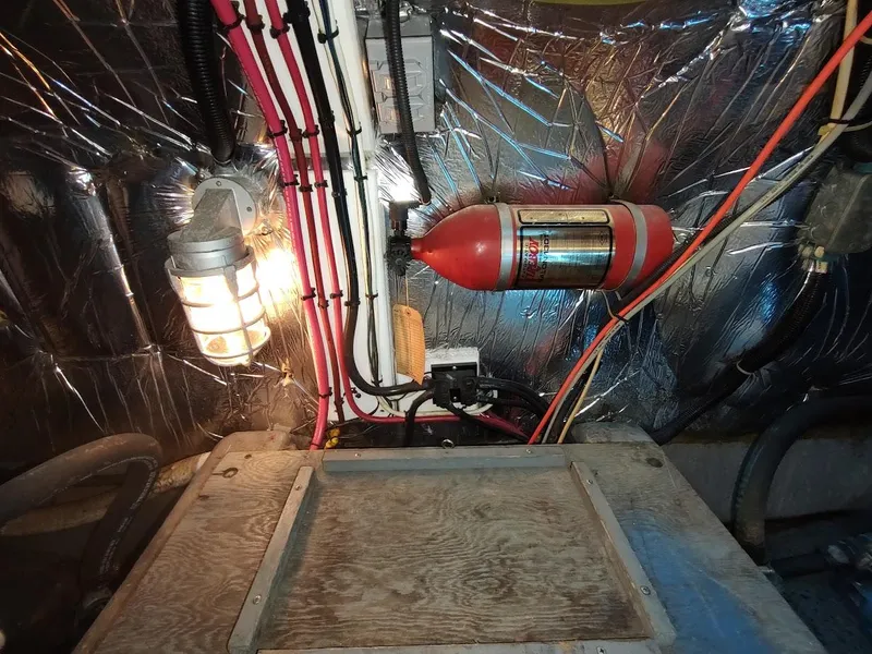 Slide: The Image of Carver Yachts 36 Aft Cabin Motoryacht 1992 - 93