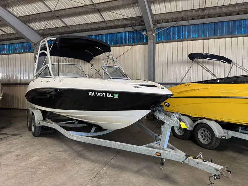 Slide: The Image of Yamaha AR230 2004 - 3