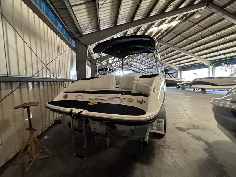 Slide: The Image of Yamaha AR230 2004 - 9