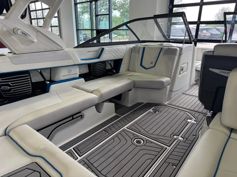 Slide: The Image of Nautique Super Air Nautique G23 2018 - 14