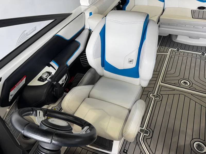 Slide: The Image of Nautique Super Air Nautique G23 2018 - 21