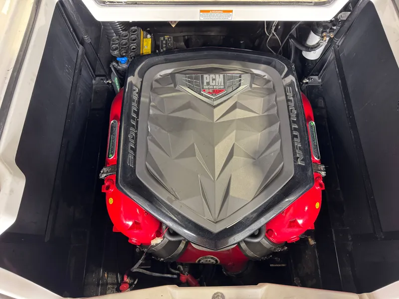 Slide: The Image of Nautique Super Air Nautique G23 2018 - 28