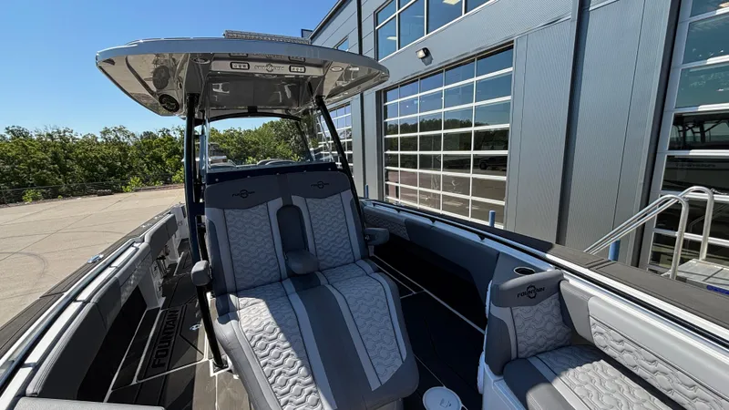 Slide: The Image of Fountain 34 SC 2025 - 50