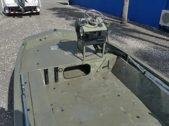 Slide: The Image of Tracker GRIZZLY® 1648 MVX SC 2016 - 15