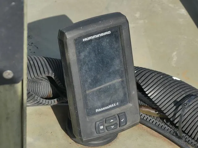 Slide: The Image of Tracker GRIZZLY® 1648 MVX SC 2016 - 19