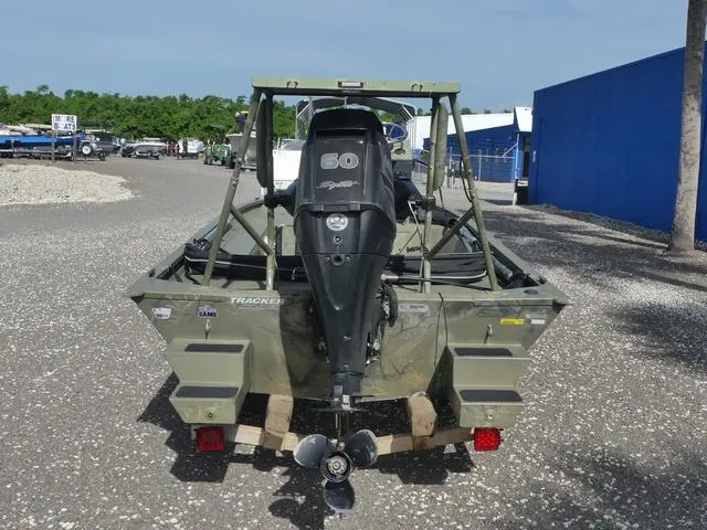 Slide: The Image of Tracker GRIZZLY® 1648 MVX SC 2016 - 5