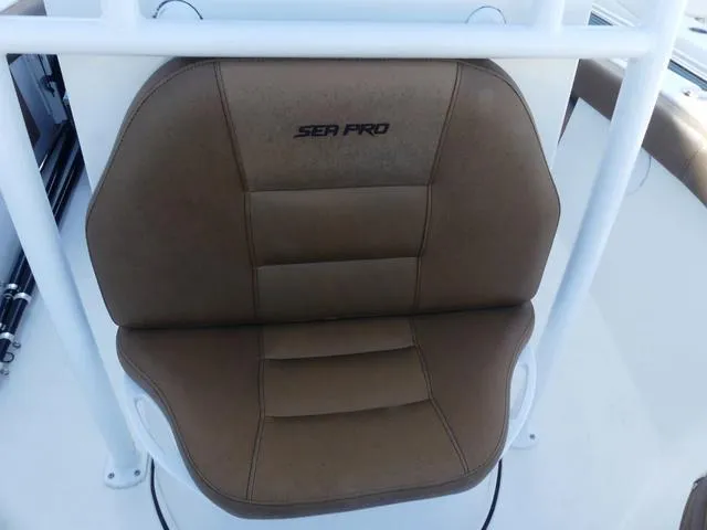 Slide: The Image of Sea Pro 219 2019 - 11