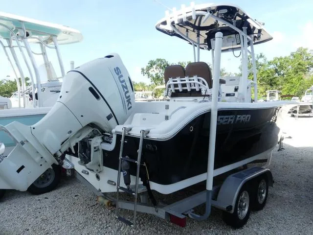 Slide: The Image of Sea Pro 219 2019 - 3