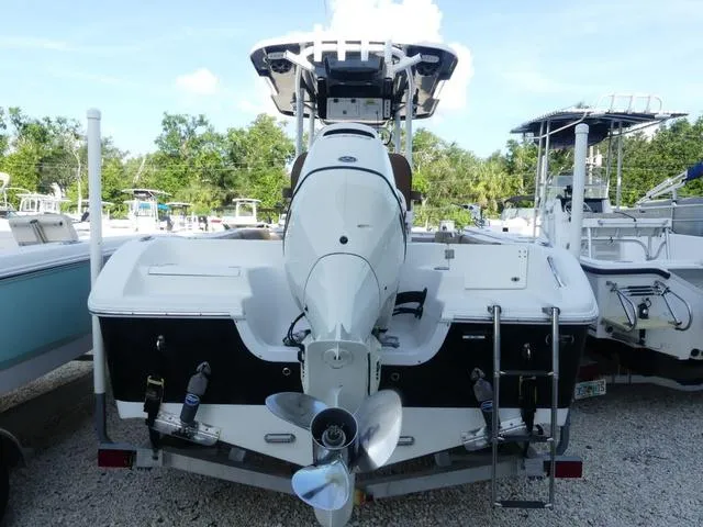 Slide: The Image of Sea Pro 219 2019 - 4