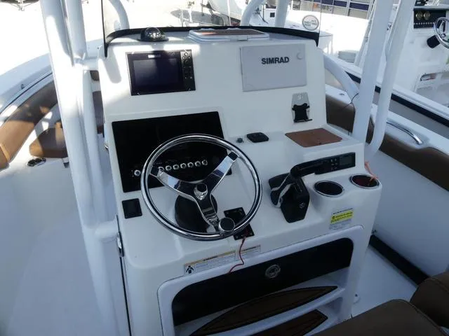 Slide: The Image of Sea Pro 219 2019 - 6