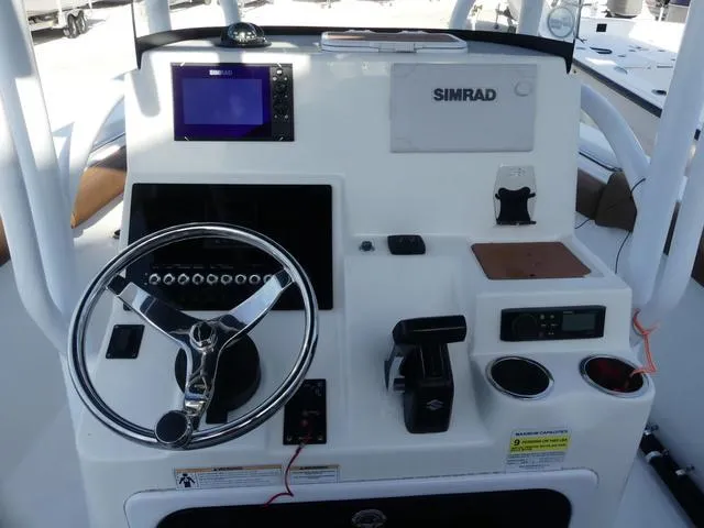 Slide: The Image of Sea Pro 219 2019 - 7