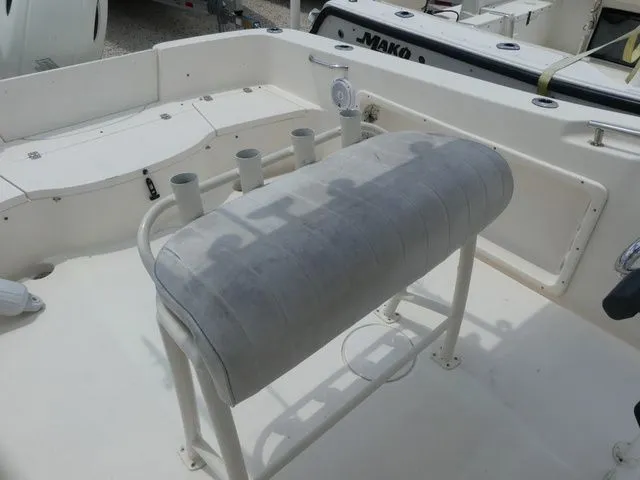 Slide: The Image of Bulls Bay 230 Center Console 2016 - 9