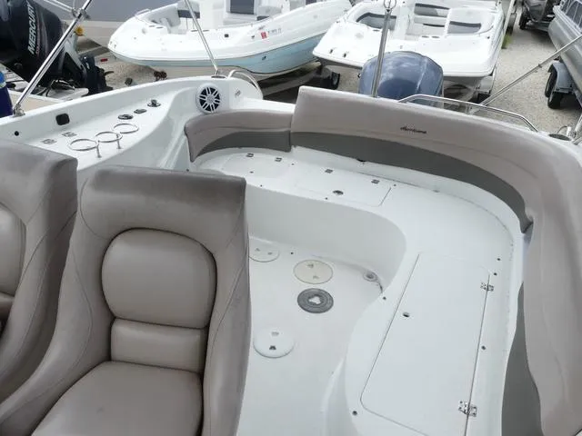 Slide: The Image of Hurricane SunDeck SD 2700 (single) 2013 - 10