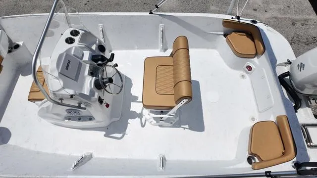 Slide: The Image of ALK 2 Powerboats 22CRS - GPS - STEREO 2025 - 25