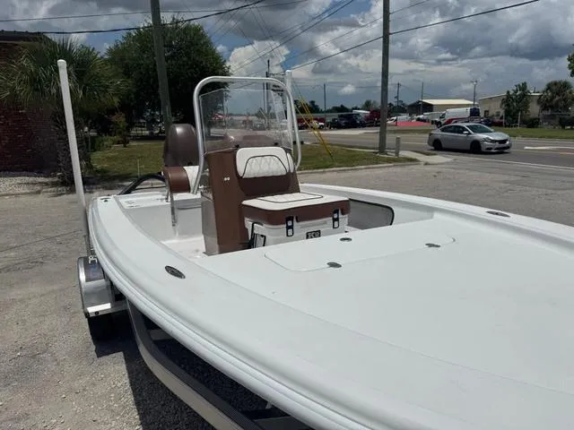 Slide: The Image of ALK 2 Powerboats 17HS Simrad 9 2025 - 12