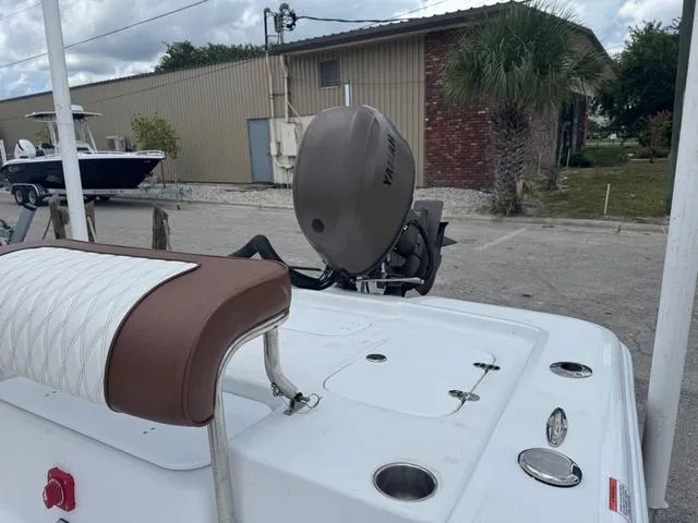 Slide: The Image of ALK 2 Powerboats 17HS Simrad 9 2025 - 15