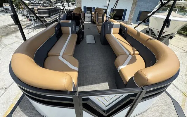 Slide: The Image of Viaggio X24Q 2025 - 15