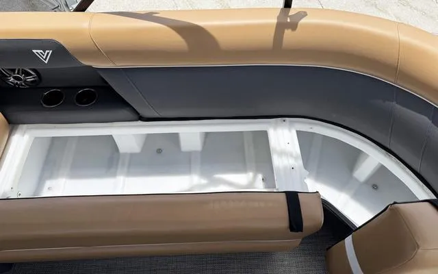 Slide: The Image of Viaggio X24Q 2025 - 17