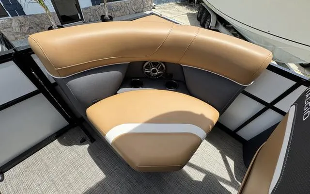 Slide: The Image of Viaggio X24Q 2025 - 28