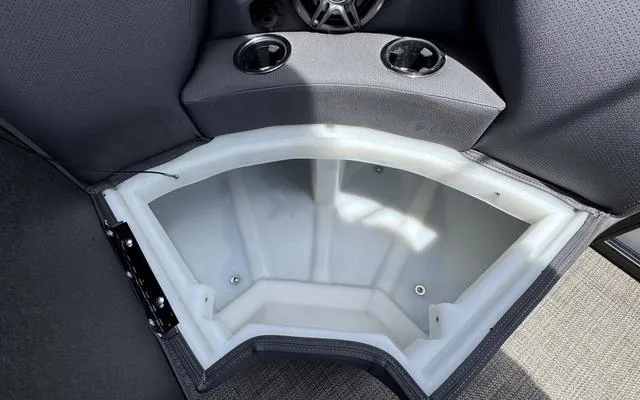 Slide: The Image of Viaggio X24Q 2025 - 31