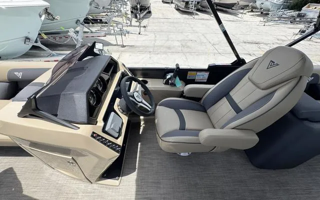 Slide: The Image of Viaggio Lago X22U 2025 - 18