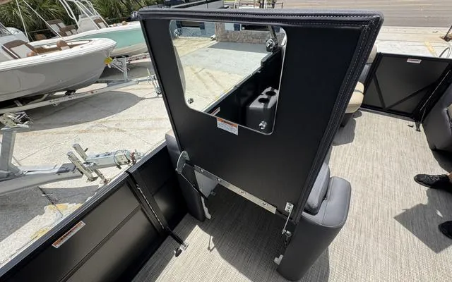 Slide: The Image of Viaggio Lago X22U 2025 - 24