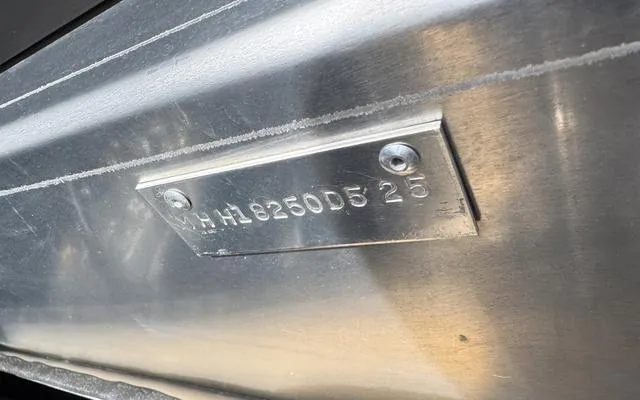 Slide: The Image of Viaggio Lago Z22Q 2025 - 12