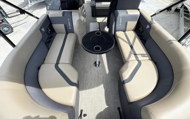 Slide: The Image of Viaggio Lago X22D 2025 - 15