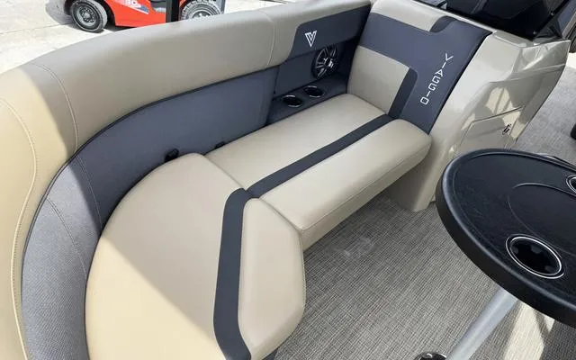 Slide: The Image of Viaggio Lago X22D 2025 - 16