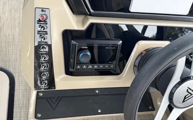 Slide: The Image of Viaggio Lago X22D 2025 - 23