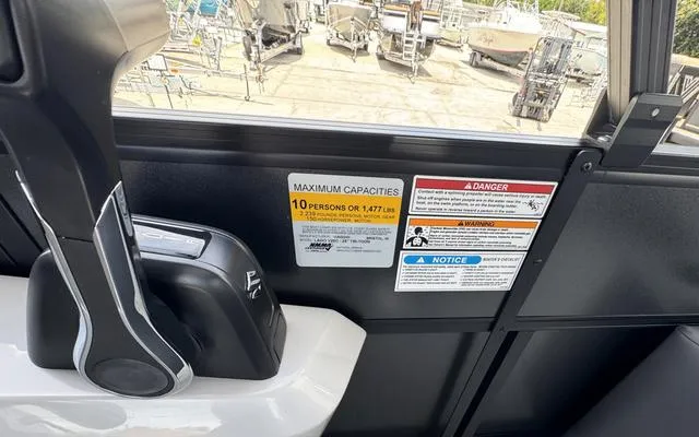 Slide: The Image of Viaggio Lago V20C 2025 - 22