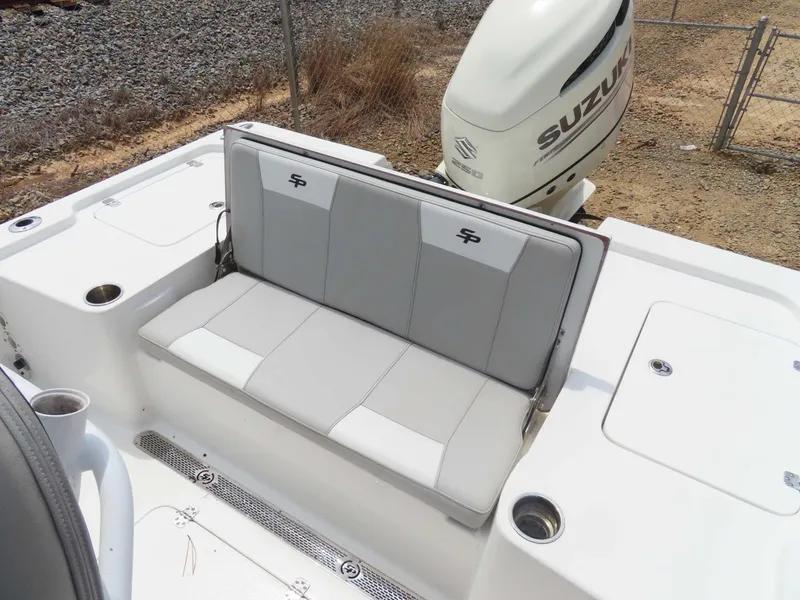 Slide: The Image of Sea Pro 248 Bay 2018 - 11