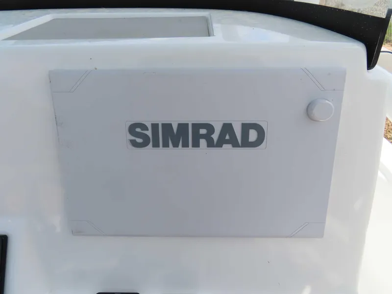 Slide: The Image of Sea Pro 248 Bay 2018 - 15