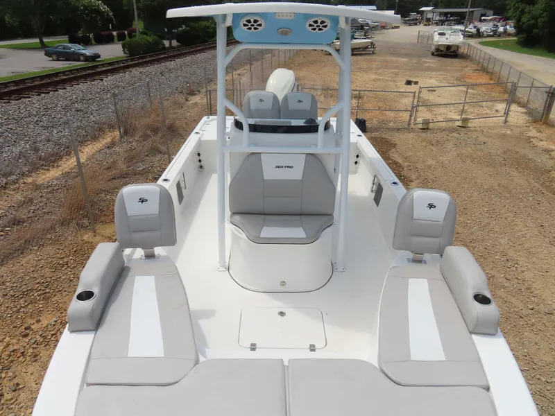 Slide: The Image of Sea Pro 248 Bay 2018 - 24