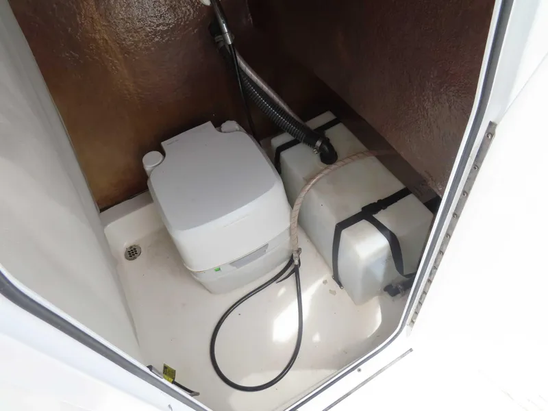 Slide: The Image of Sea Pro 248 Bay 2018 - 25