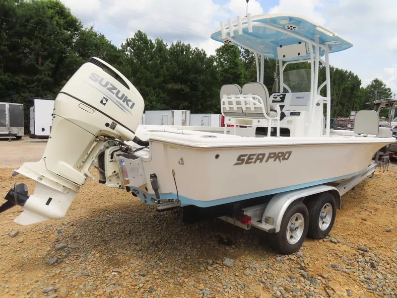 Slide: The Image of Sea Pro 248 Bay 2018 - 6