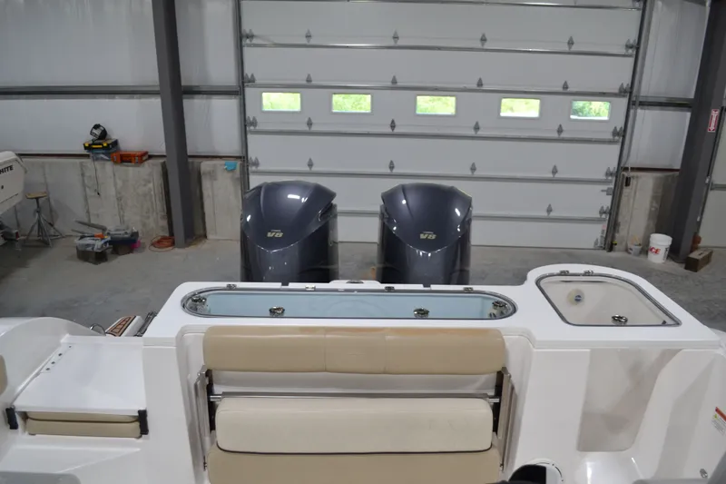 Slide: The Image of Sea Fox 328 Commander 2017 - 36