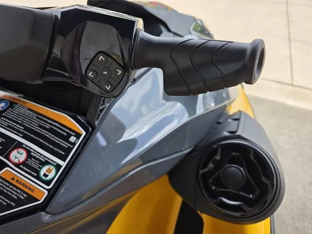 Slide: The Image of Sea-Doo GTR™ 230 BRP Premium Audio iBR 2023 - 12