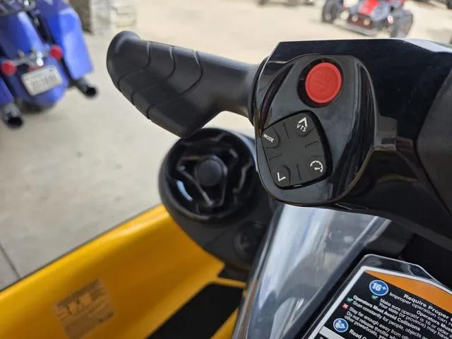 Slide: The Image of Sea-Doo GTR™ 230 BRP Premium Audio iBR 2023 - 13