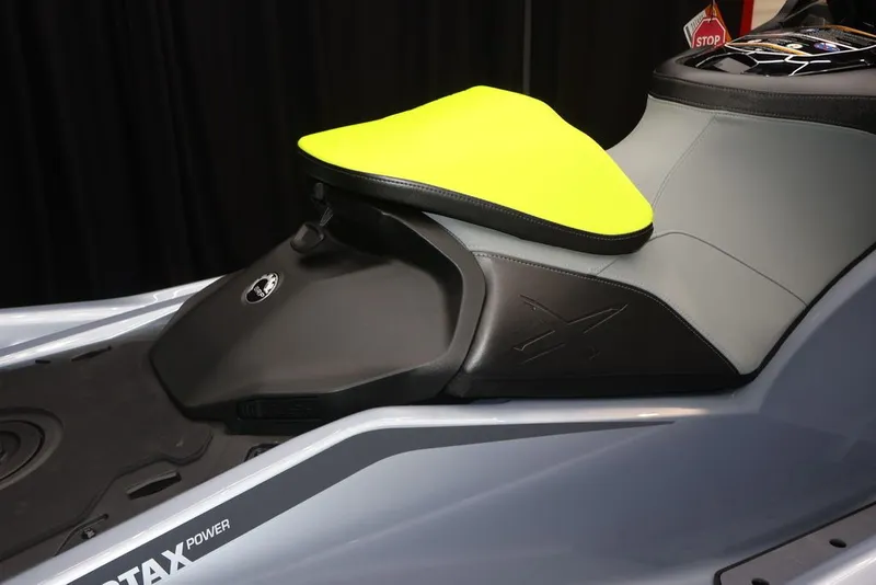 Slide: The Image of Sea-Doo RXP-X 325 2025 - 14