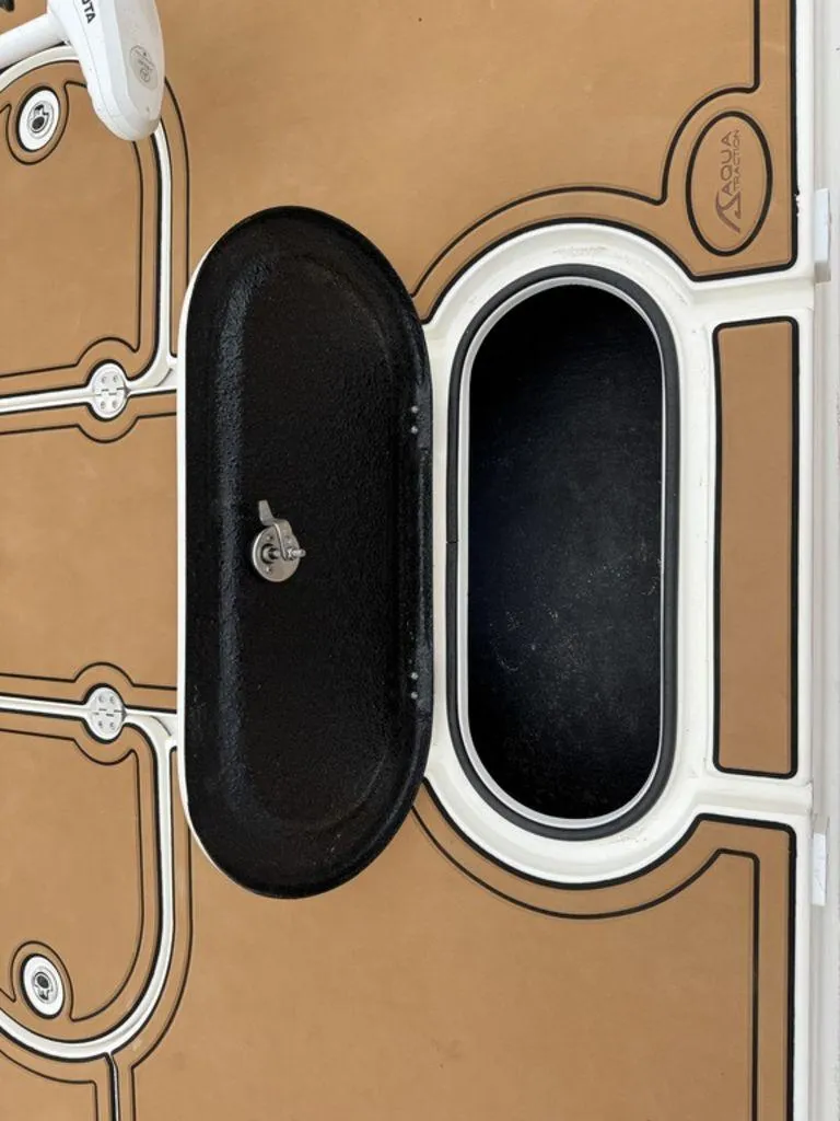 Slide: The Image of Fat Cat Boats Sniper 25 2023 - 15