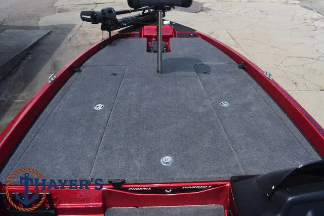 Slide: The Image of Phoenix Bass Boats 721 ZXL 2025 - 14