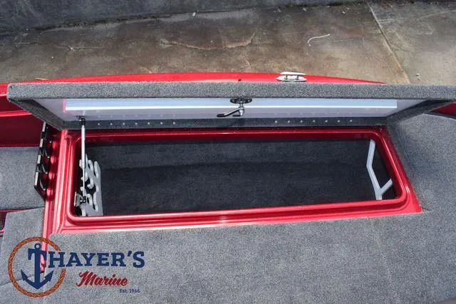 Slide: The Image of Phoenix Bass Boats 721 ZXL 2025 - 15