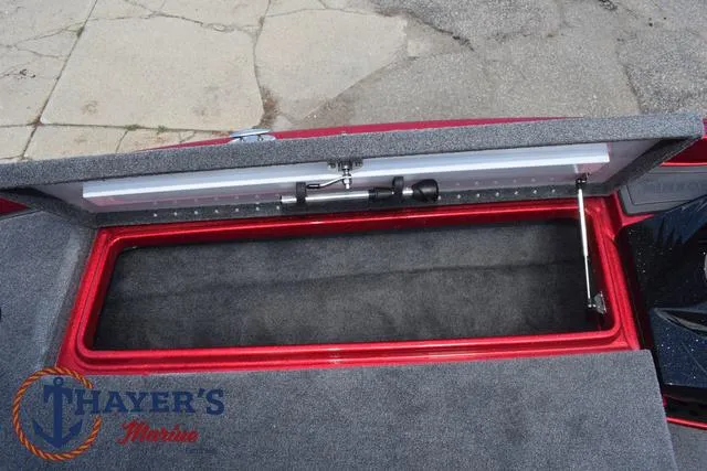 Slide: The Image of Phoenix Bass Boats 721 ZXL 2025 - 17