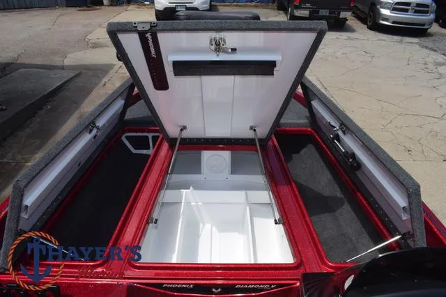 Slide: The Image of Phoenix Bass Boats 721 ZXL 2025 - 20